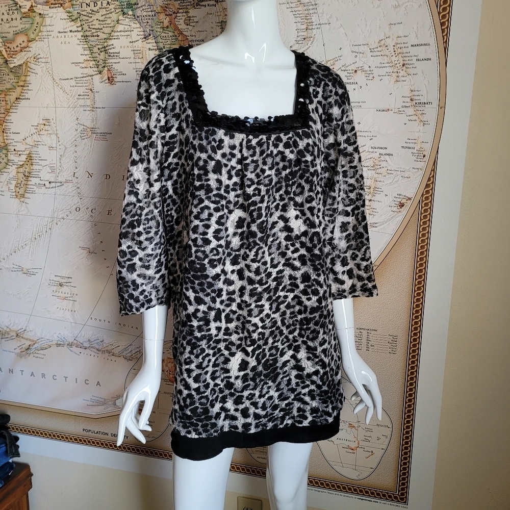 Fashion Bug leopard print black lined tunic top square sequined neck stretch  1X